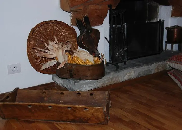 アパート La Gerla - Maison De Charme Valle D'aosta - Vista Monte Bianco クールマイユール